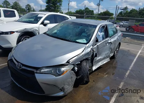 2015 Toyota Camry Se z USA, uszkodzony, nr VIN 4T1BF1FK7FU954439